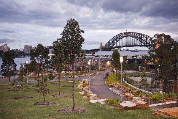 Eclairage public résidentiel LED, poteau mat éclairage, lampadaire extérieur, Quartier Barangaroo Sydney Australie