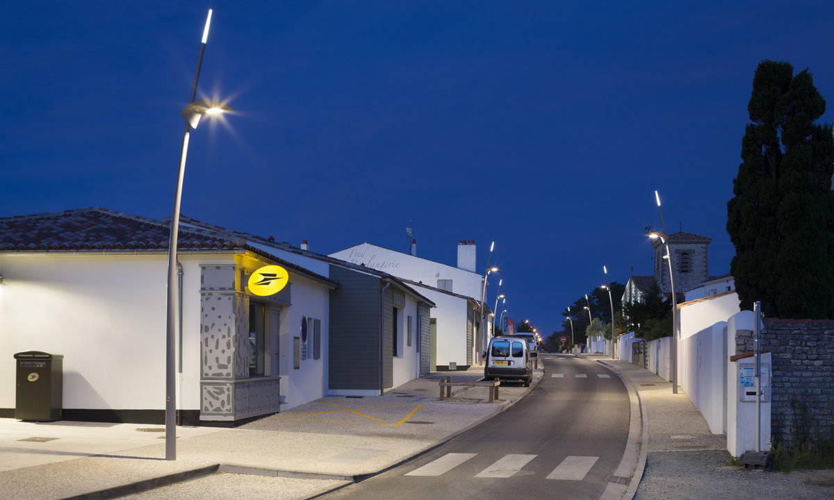 Éclairage des rues de l’Île de Ré avec les luminaires Feuille